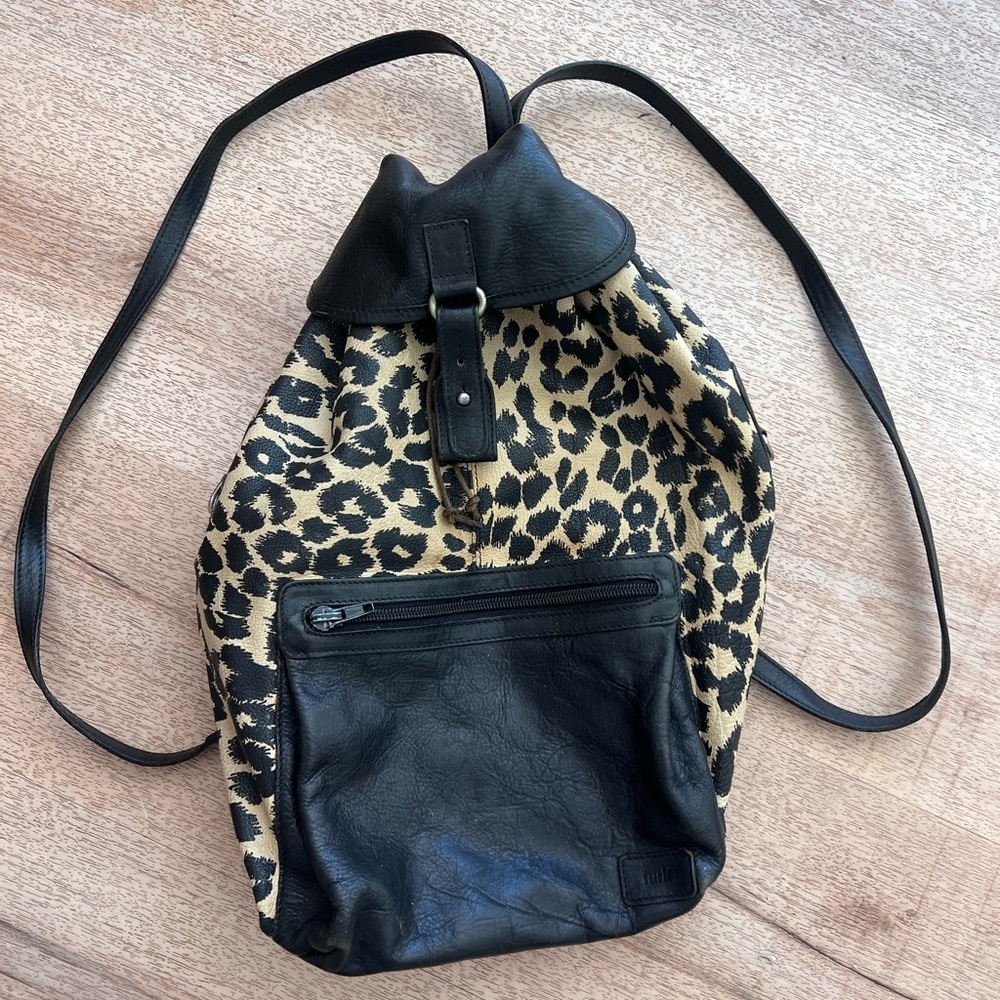 Furla suede leather leopard and black backpack - Picture 2 of 14